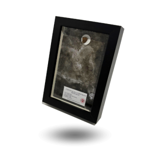 Cadre noir profondeur NWA 14093 & nébuleuse du Cœur – noir et blanc 15×20 cm